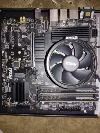Combo Gaming (B550 PRO- VDH RYZEN 5 5600 16GB RAM)
