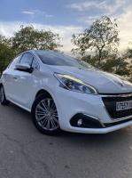 voitures-peugeot-208-2018-allure-facelift-cheraga-alger-algerie