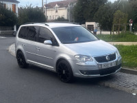 voitures-volkswagen-touran-2009-oran-algerie