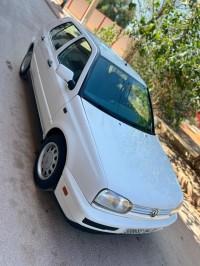 سيارات-volkswagen-golf-3-1994-بئر-الجير-وهران-الجزائر