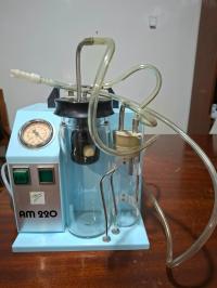 Aspirateur médical AM 220