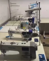 Lot machines à coudre