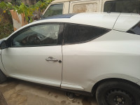 voitures-renault-megane-3-coupe-2010-larbatache-boumerdes-algerie