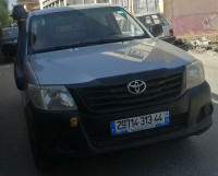 voitures-toyota-hilux-2013-boumedfaa-ain-defla-algerie