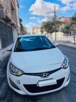 voitures-hyundai-i20-2014-prestige-ain-touta-batna-algerie