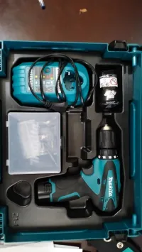 Visseuse Makita 10.8 volt 