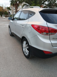 voitures-hyundai-tucson-2011-batna-algerie