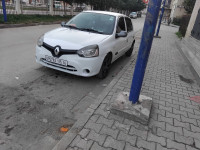 voitures-renault-clio-campus-2015-bordj-el-kiffan-alger-algerie