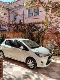 voitures-toyota-yaris-2017-ouled-yaich-blida-algerie