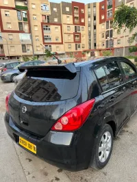 Nissan Tiida 5 portes 2008 Tiida 5 portes