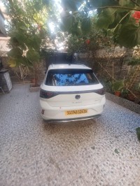 سيارات-volkswagen-t-roc-2024-r-line-سطاوالي-الجزائر