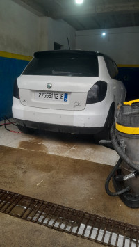 voitures-skoda-fabia-2012-montecarlo-bordj-el-kiffan-alger-algerie