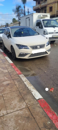 voitures-seat-leon-2018-fr15-ain-defla-algerie