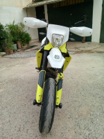 motos-et-scooters-husqvarna-701-2022-blida-algerie