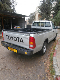 voitures-toyota-hilux-2009-bouira-algerie