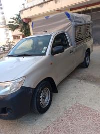 السيارات-النفعية-toyota-hilux-2014-تيارت-الجزائر