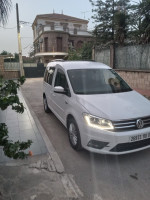 voitures-volkswagen-caddy-2018-collection-blida-algerie