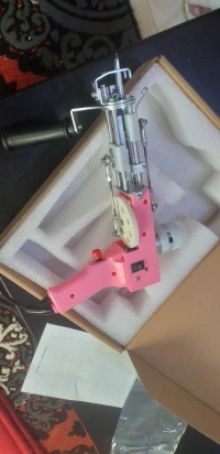 Tufting gun 