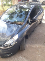 citadine-renault-clio-4-facelift-2019-limited-2-tlemcen-algerie