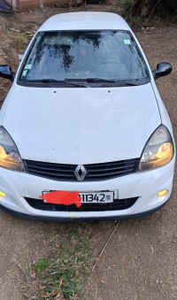 voitures-renault-clio-campus-2013-cherchell-tipaza-algerie