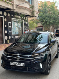 voitures-volkswagen-t-roc-2023-r-line-barika-batna-algerie