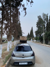 moyenne-berline-peugeot-308-2012-alleure-beni-messous-alger-algerie