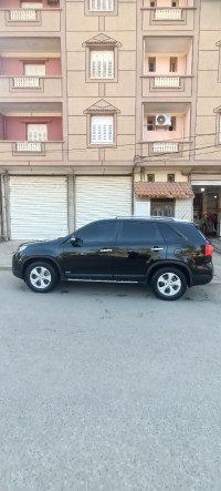 voitures-kia-sorento-2014-bejaia-algerie