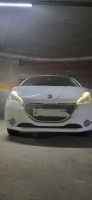 voitures-peugeot-208-2015-allure-oran-algerie