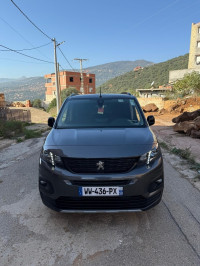 voitures-peugeot-rifter-2023-gt-bejaia-algerie