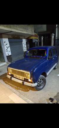 voitures-renault-4-1967-hamma-bouziane-constantine-algerie