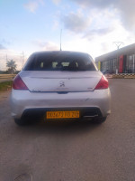 voitures-peugeot-308-2013-sportium-skikda-algerie