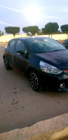 voitures-renault-clio-4-2013-mostaganem-algerie