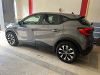 voitures-renault-captur-2023-evolution-bir-mourad-rais-alger-algerie