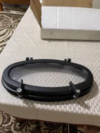 Hublot matériel maritime