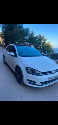 voitures-volkswagen-golf-7-2013-highline-bejaia-algerie