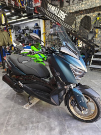 motos-et-scooters-yamaha-xmax-300-tech-max-2023-beni-tamou-blida-algerie