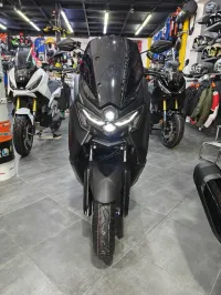 YAMAHA N-max 2025