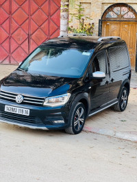 voitures-volkswagen-caddy-2019-alltrack-khemis-el-khechna-boumerdes-algerie