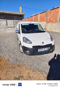 السيارات-النفعية-peugeot-partner-2014-b9-خليل-برج-بوعريريج-الجزائر