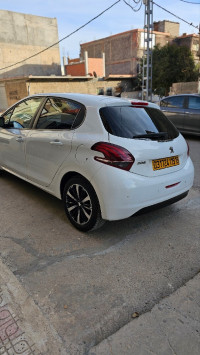 voitures-peugeot-208-2019-allure-setif-algerie