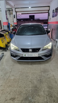 voitures-seat-leon-2019-beats-oum-el-bouaghi-algerie