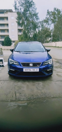 voitures-seat-leon-2018-linea-r-annaba-algerie