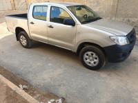 voitures-toyota-hilux-2011-bordj-el-bahri-alger-algerie