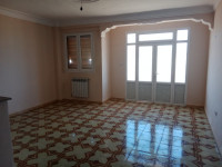 appartement-vente-f3-bejaia-algerie