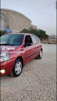 voitures-renault-clio-2-2002-bir-el-djir-oran-algerie