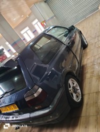 سيارات-volkswagen-golf-3-1993-بجاية-الجزائر