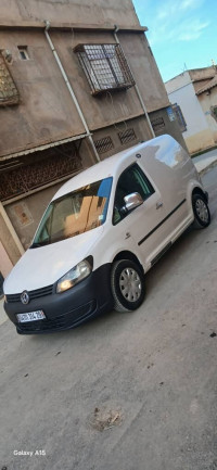 voitures-volkswagen-caddy-2014-el-ghomri-mascara-algerie