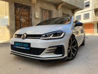 سيارات-volkswagen-golf-7-2017-عزابة-سكيكدة-الجزائر