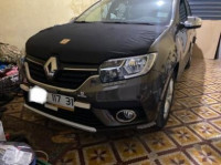 voitures-renault-symbol-2017-es-senia-oran-algerie