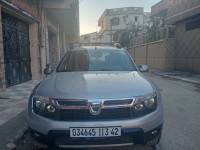 voitures-dacia-duster-2013-laureate-kolea-tipaza-algerie